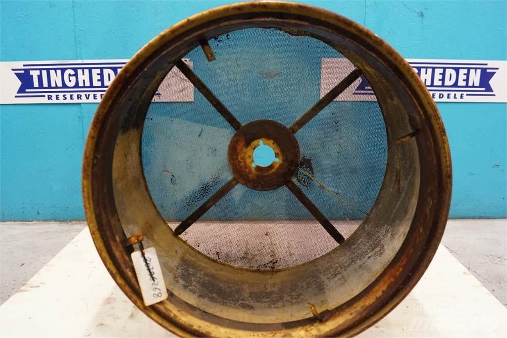 New Holland 1530 散熱器/水箱