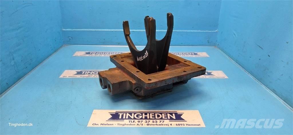 New Holland 8340 傳動裝置