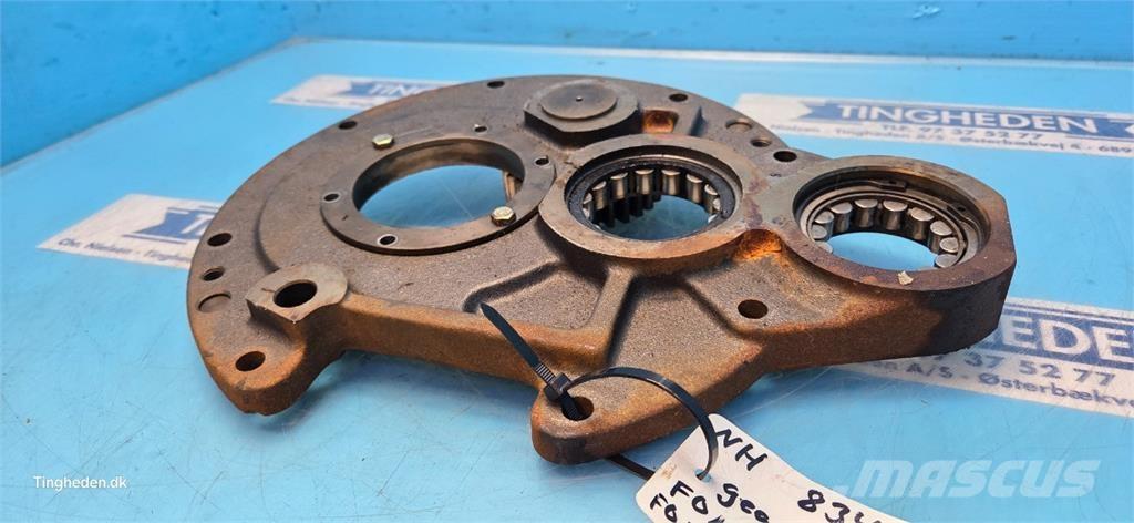 New Holland 8340 傳動裝置