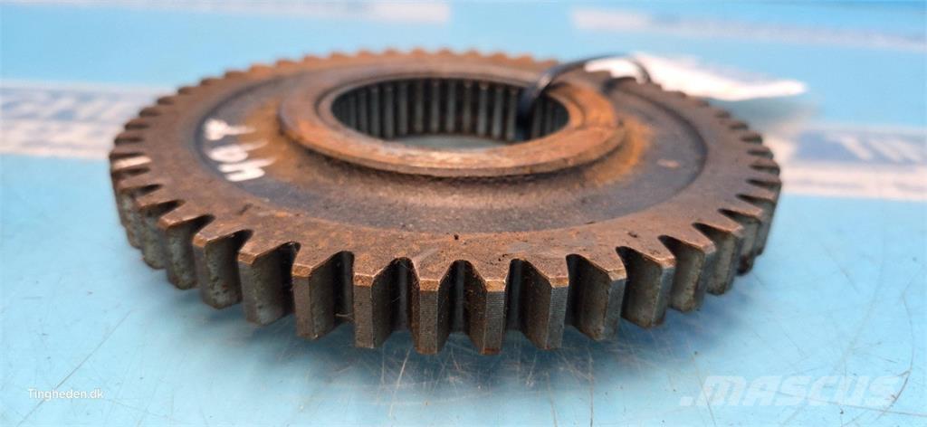 New Holland 8340 傳動裝置