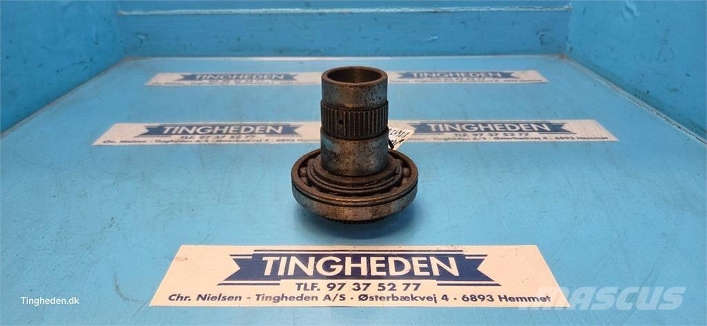 New Holland 8340 傳動裝置