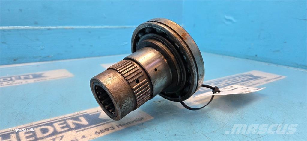 New Holland 8340 傳動裝置