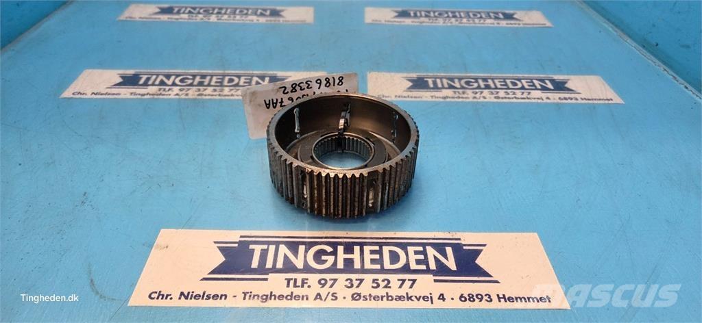 New Holland 8340 傳動裝置