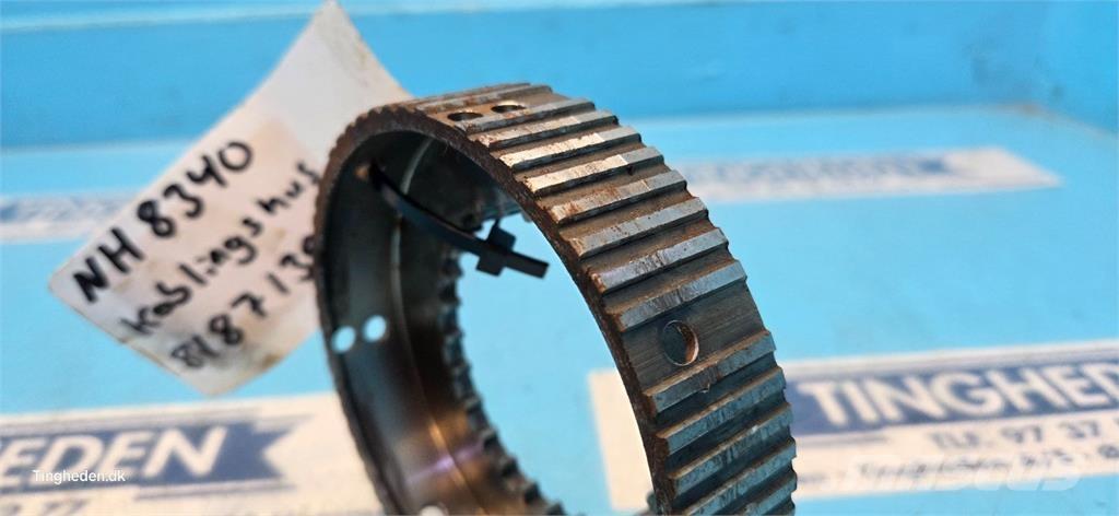 New Holland 8340 傳動裝置