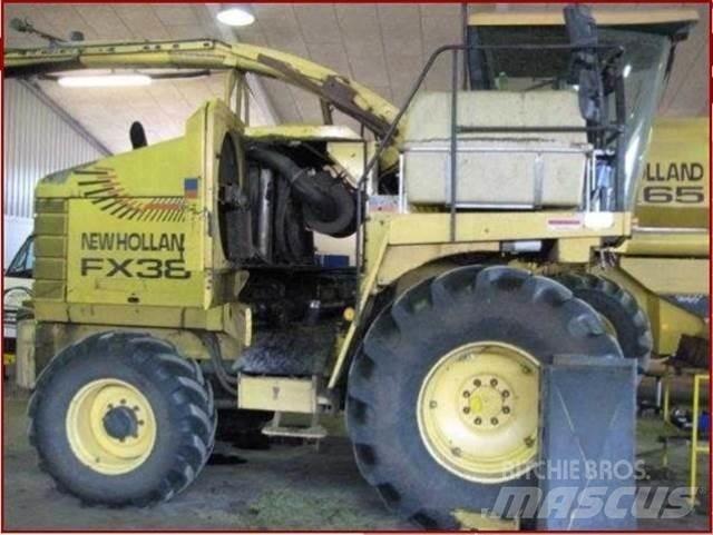 New Holland FX38 自走式飼料採集機