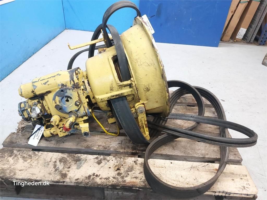 New Holland TF44 油壓