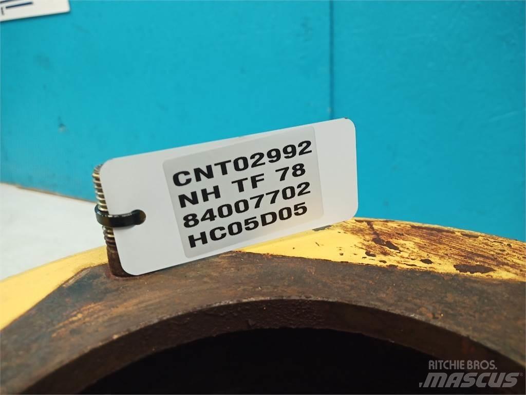 New Holland TF78 其他農業機械