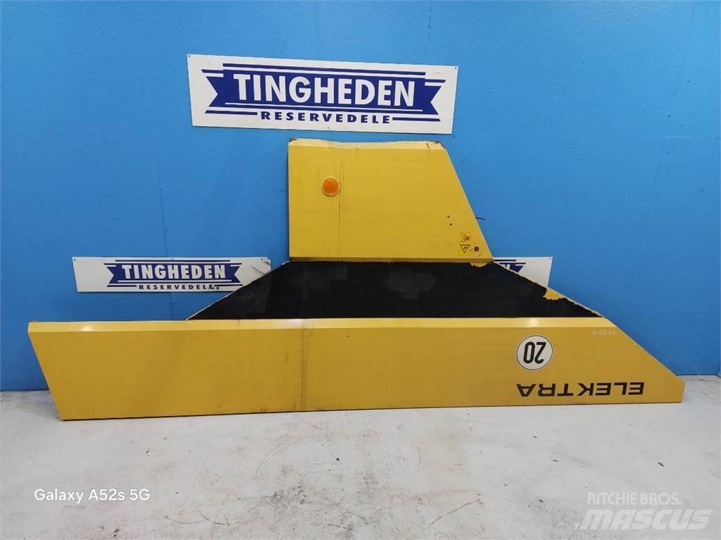 New Holland TF78 其他農業機械