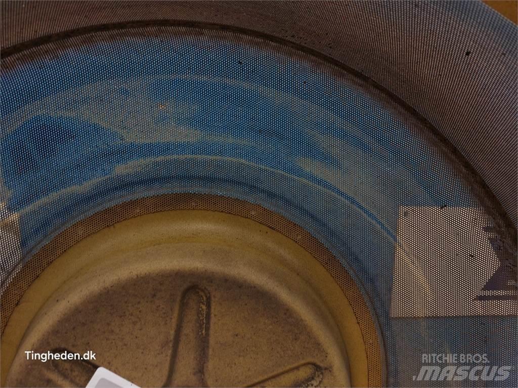 New Holland TX30 散熱器/水箱