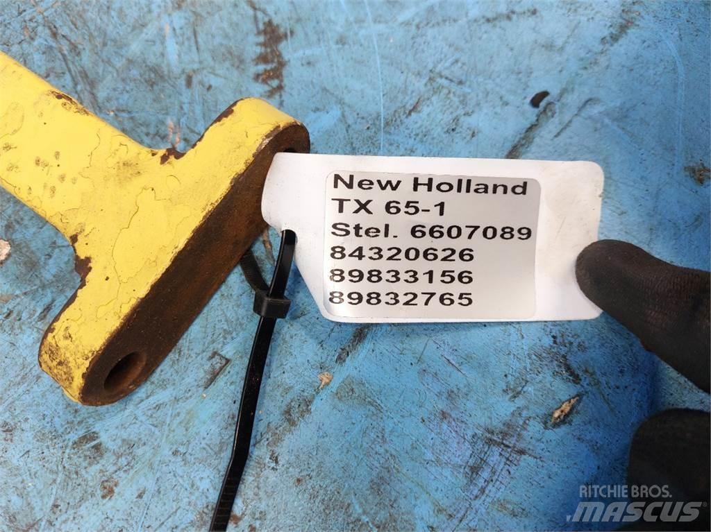 New Holland TX65 砂鹽撒布機