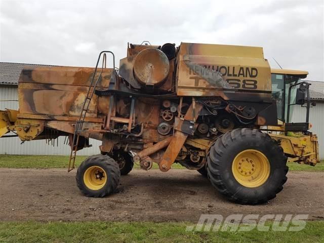 New Holland TX68 聯合收穫機