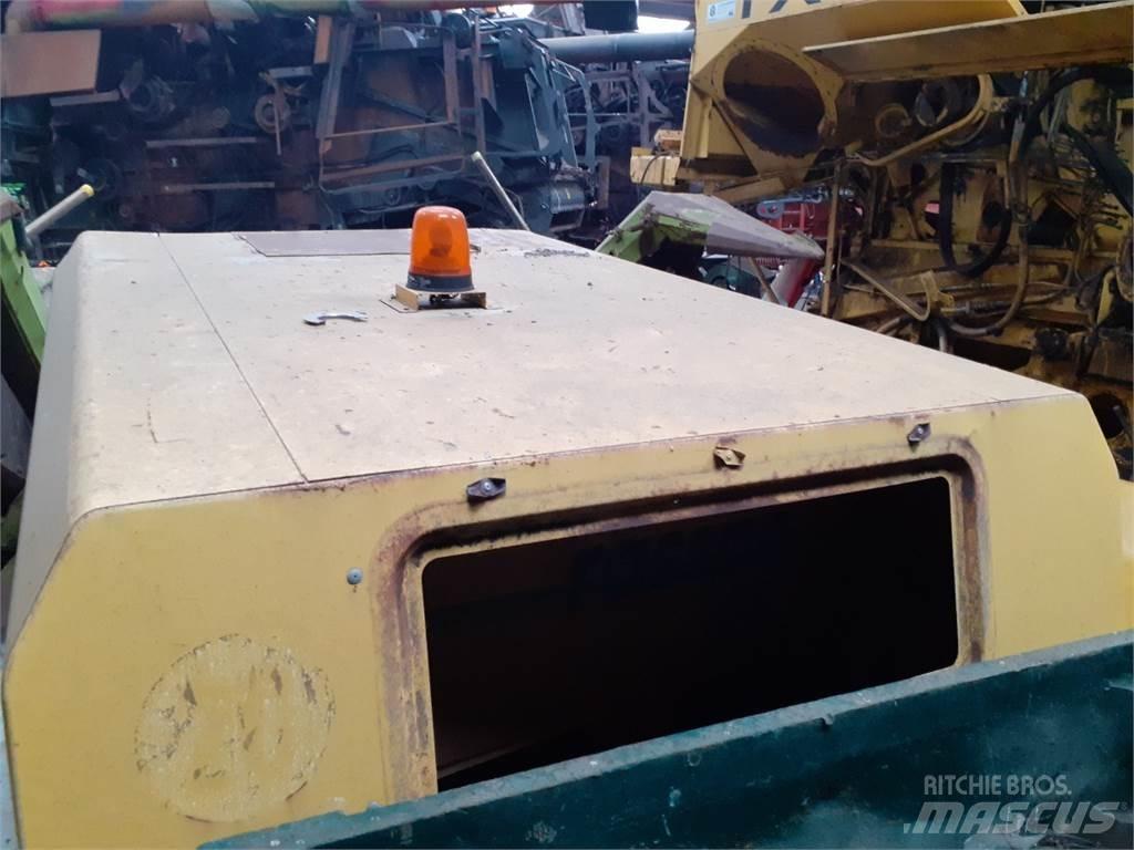 New Holland TX68 其他農業機械