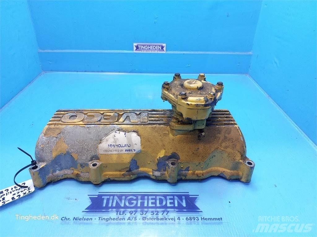 New Holland TX68 引擎/發動機