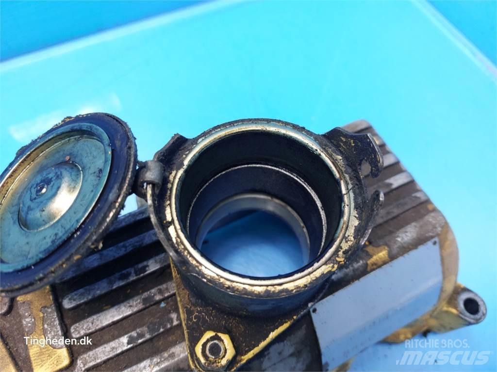 New Holland TX68 引擎/發動機