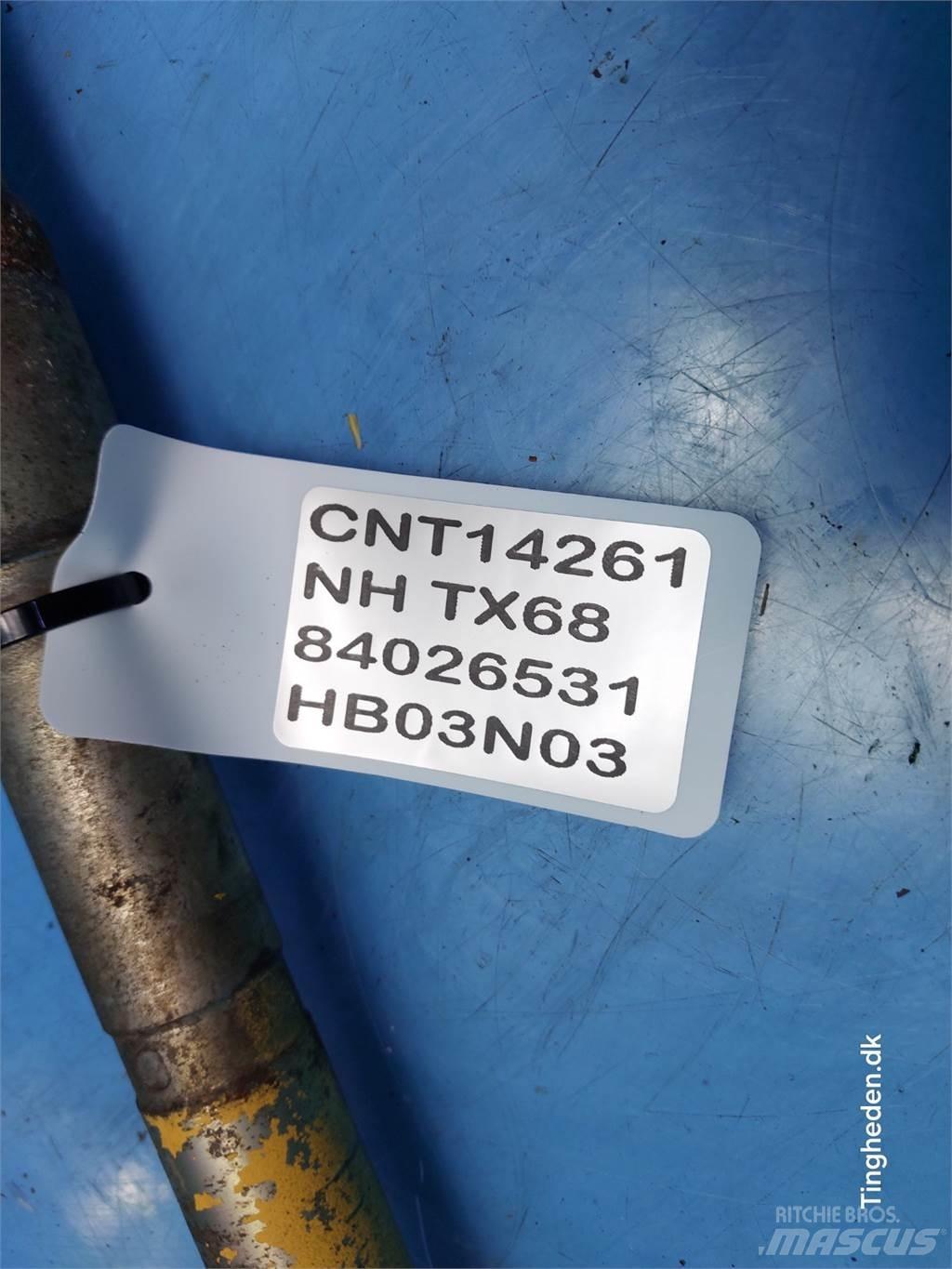 New Holland TX68 散熱器/水箱