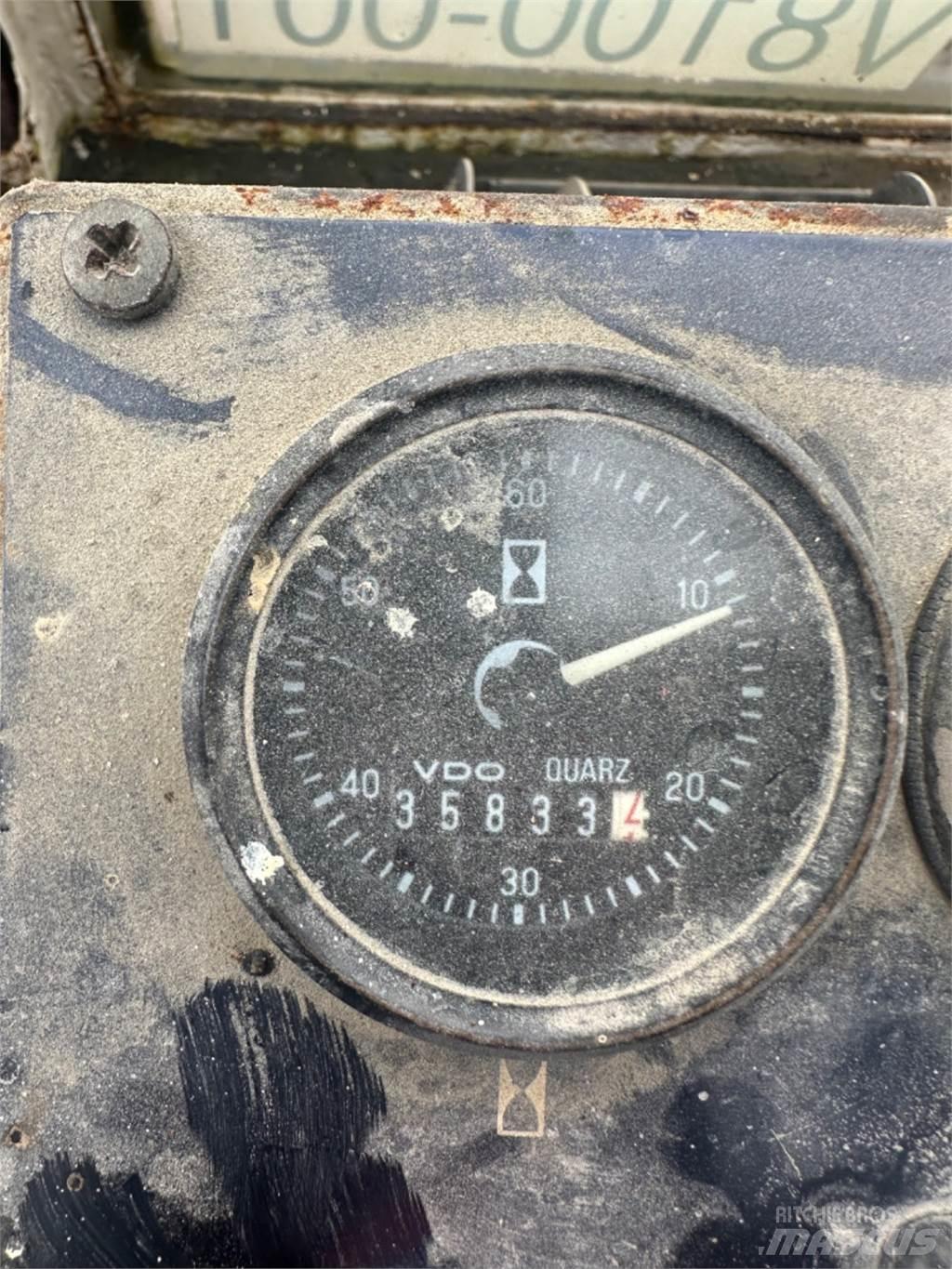 Svetruck 18-1200 柴油卡車