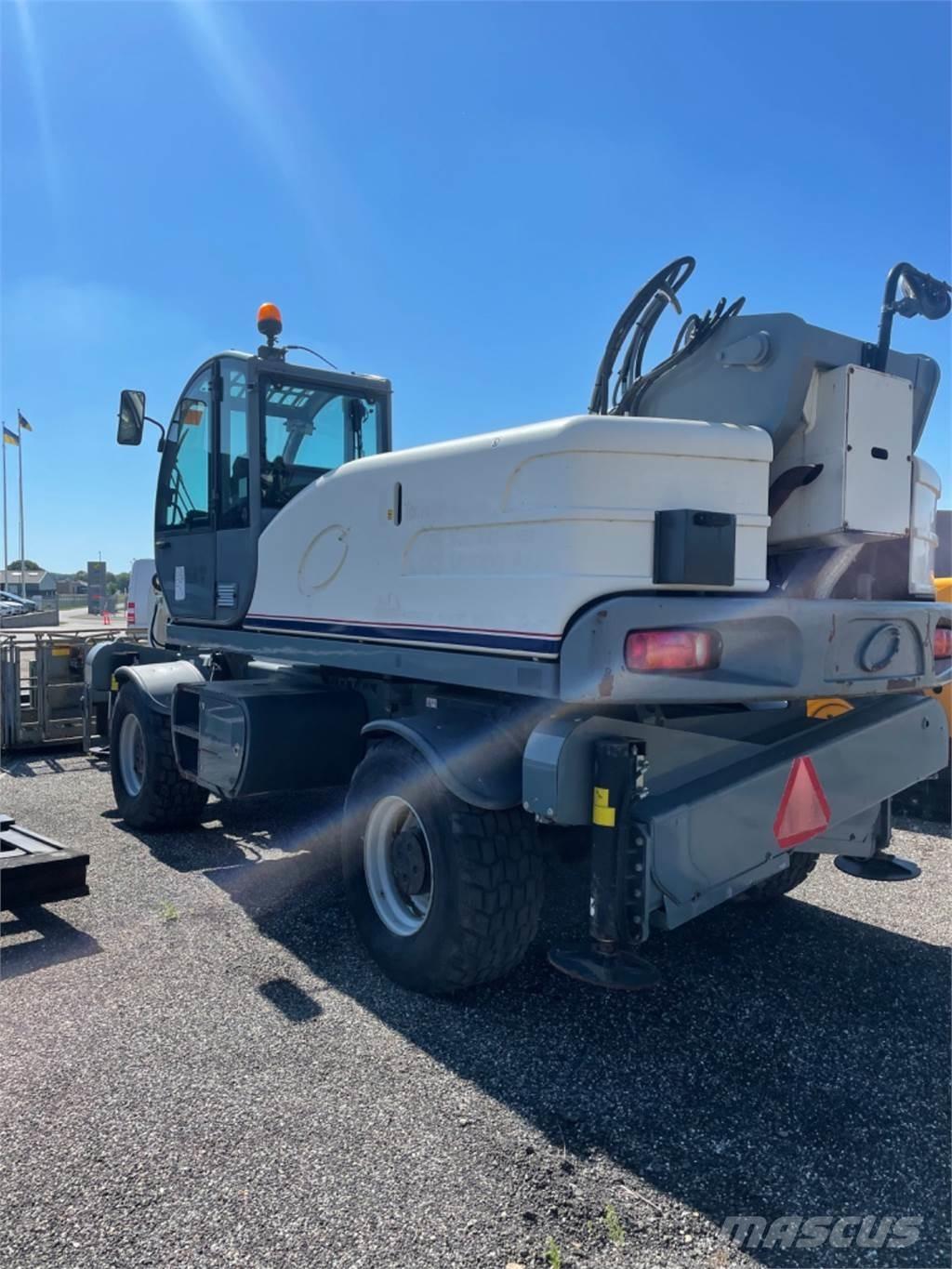 Terex 6025 伸縮臂操作車
