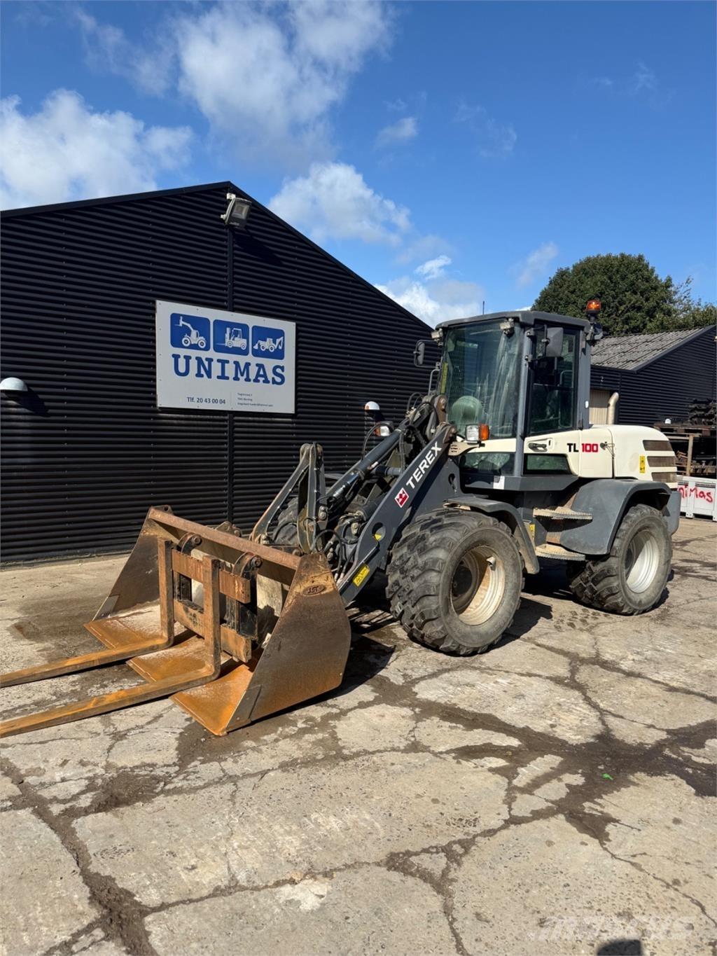 Terex TL100 輪胎式裝載機