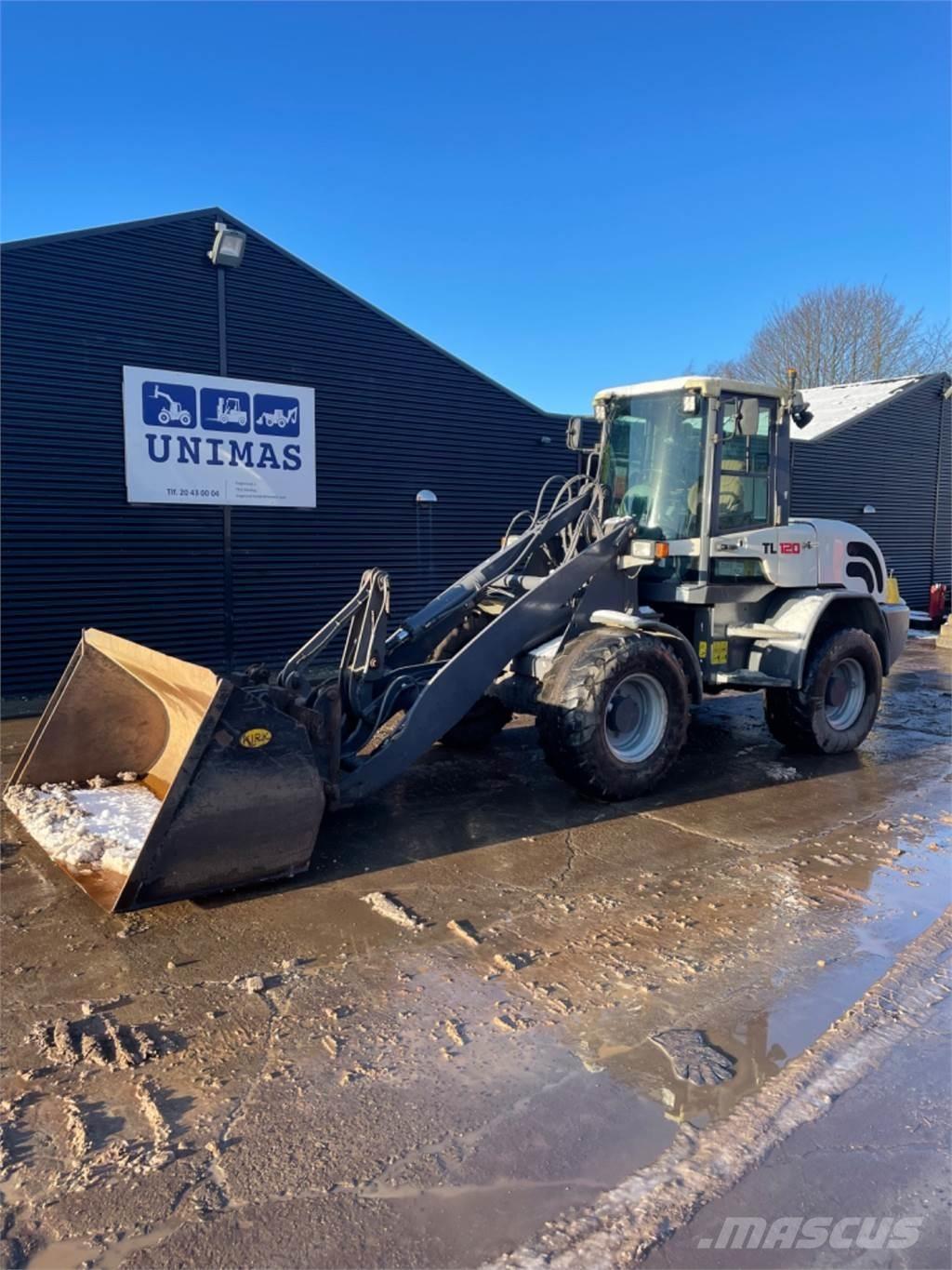 Terex TL120 輪胎式裝載機