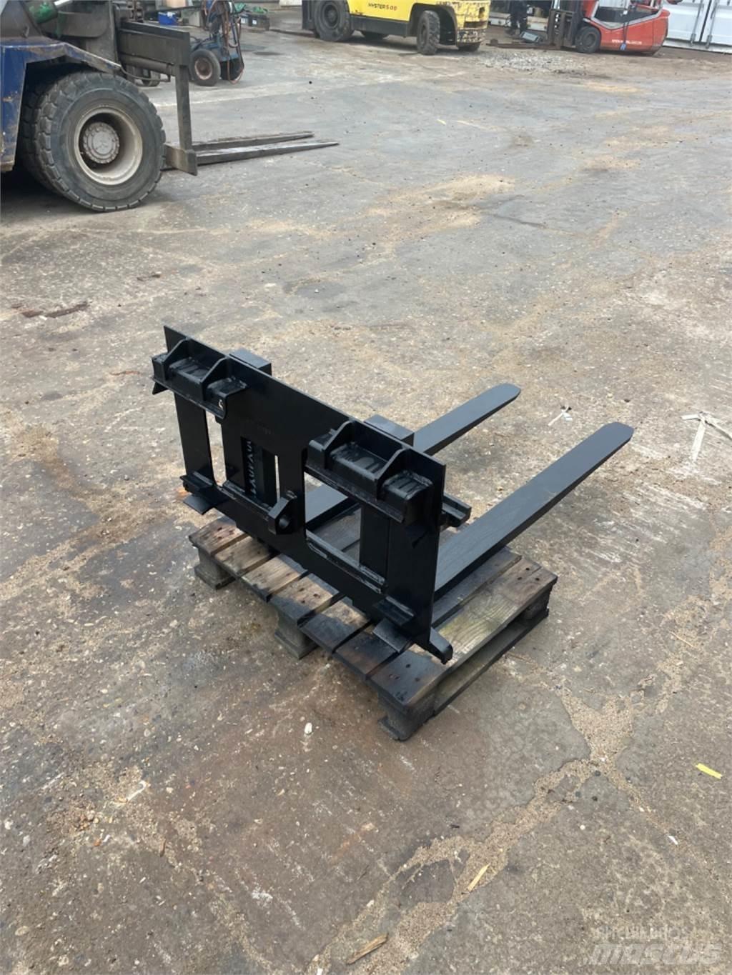 Thaler 2500kg 小型裝載機