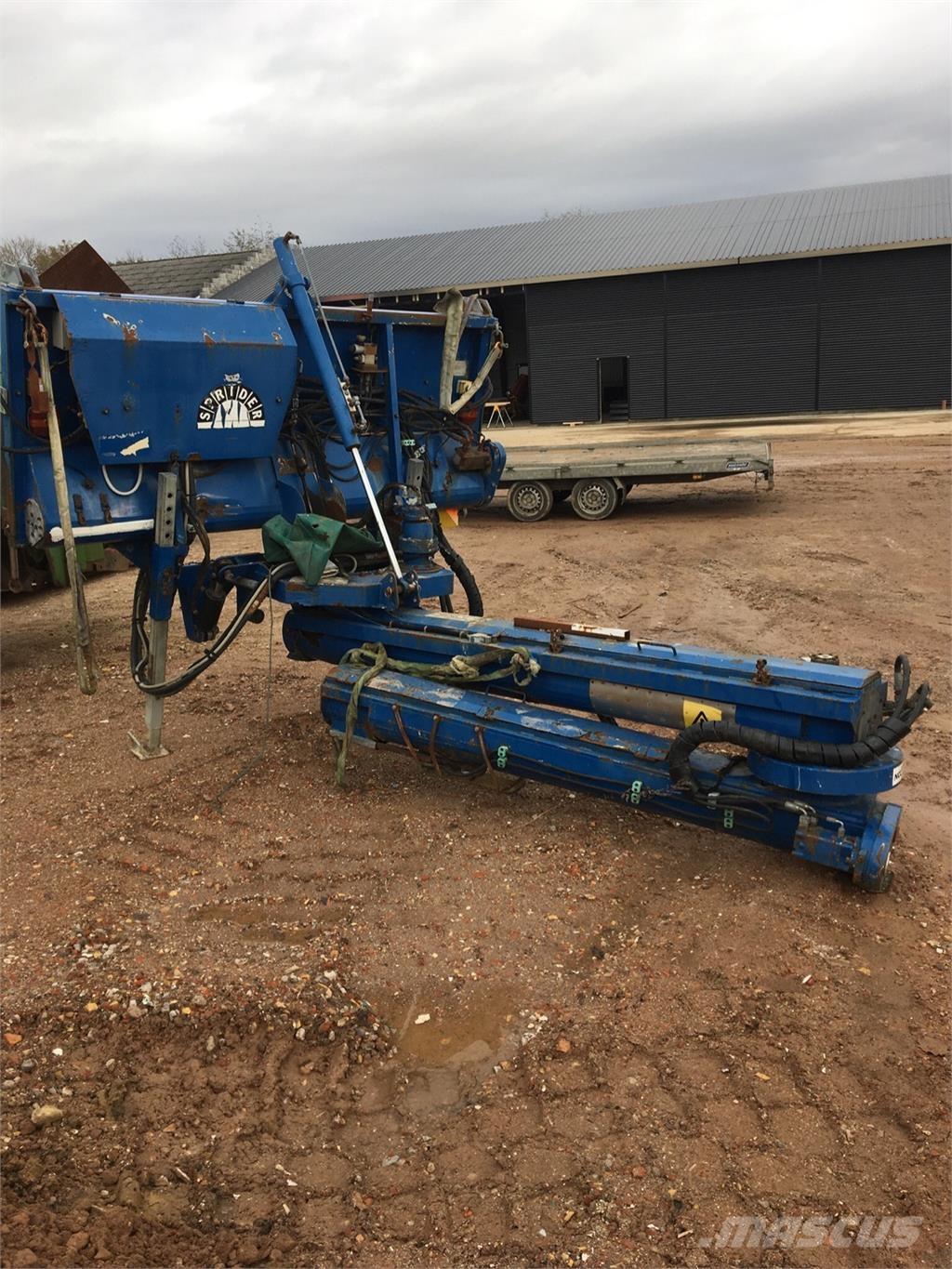  Udlægger 其他拖車