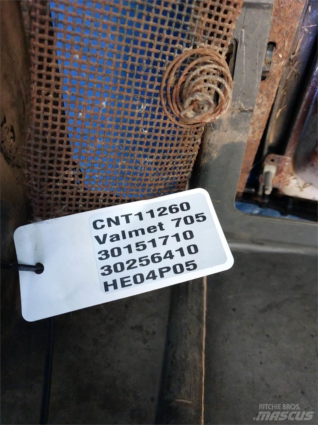 Valmet 705 散熱器/水箱