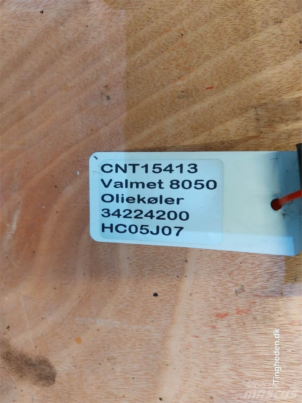 Valmet 8050 散熱器/水箱