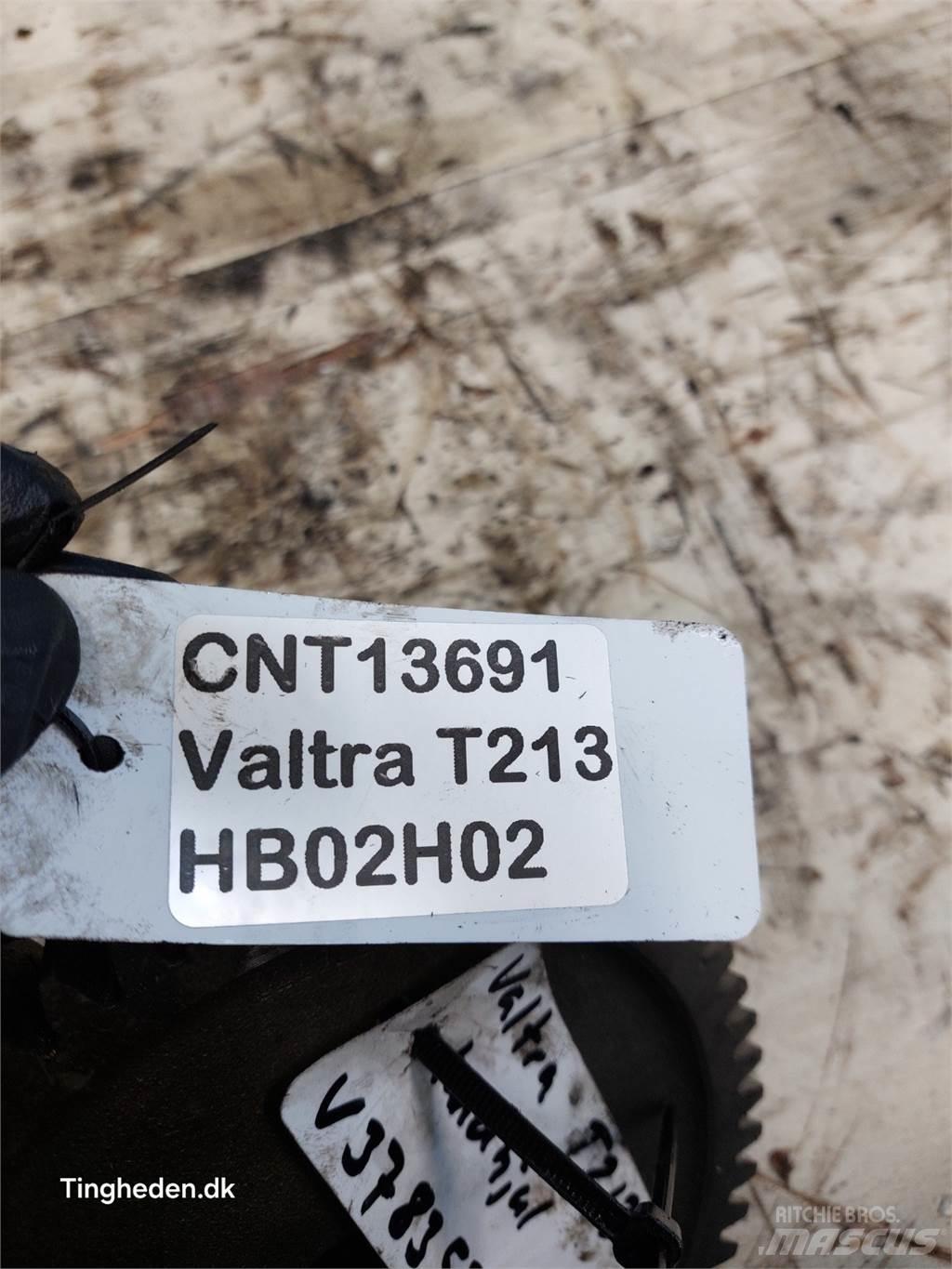 Valtra T213 傳動裝置