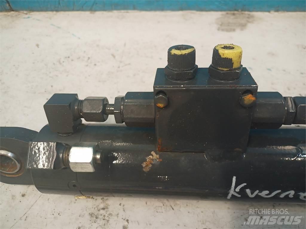 Vicon 1133T 耙與翻草機