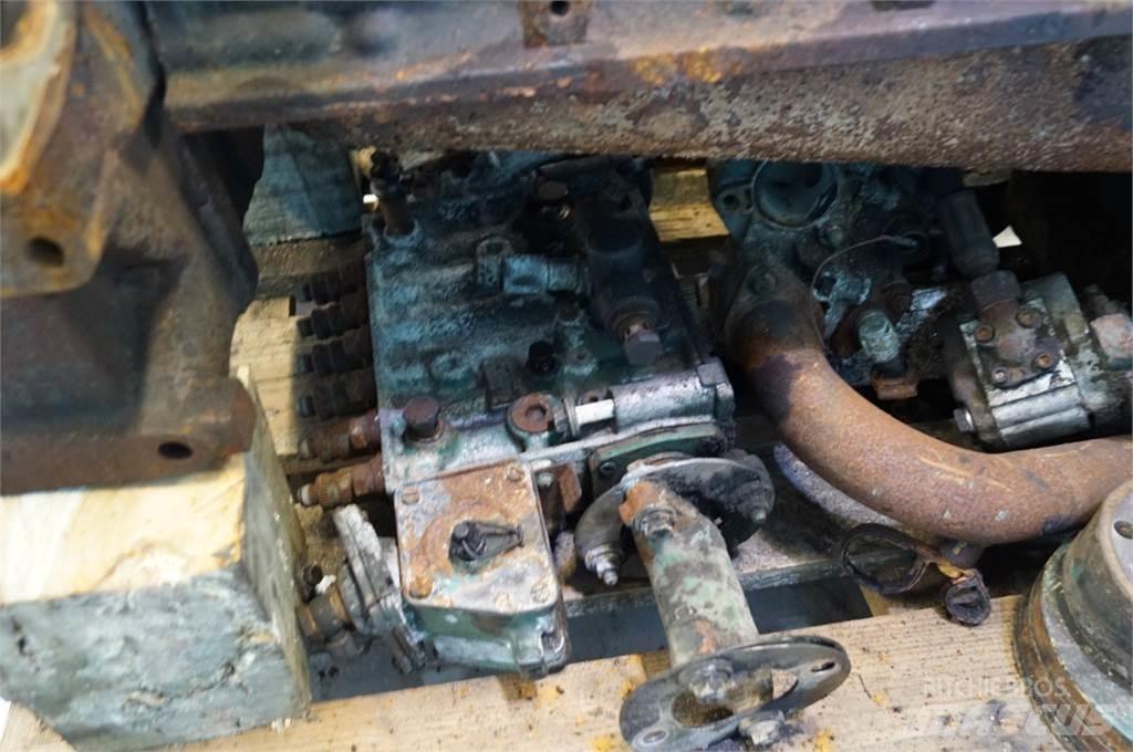 Volvo L120 引擎/發動機