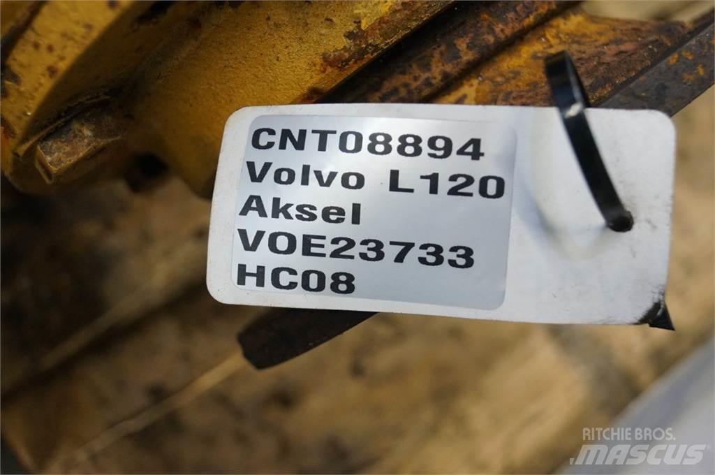 Volvo L120 軸