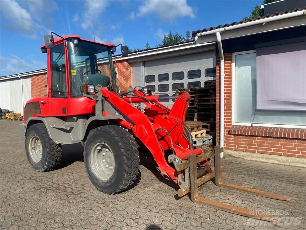 Volvo L30G 輪胎式裝載機