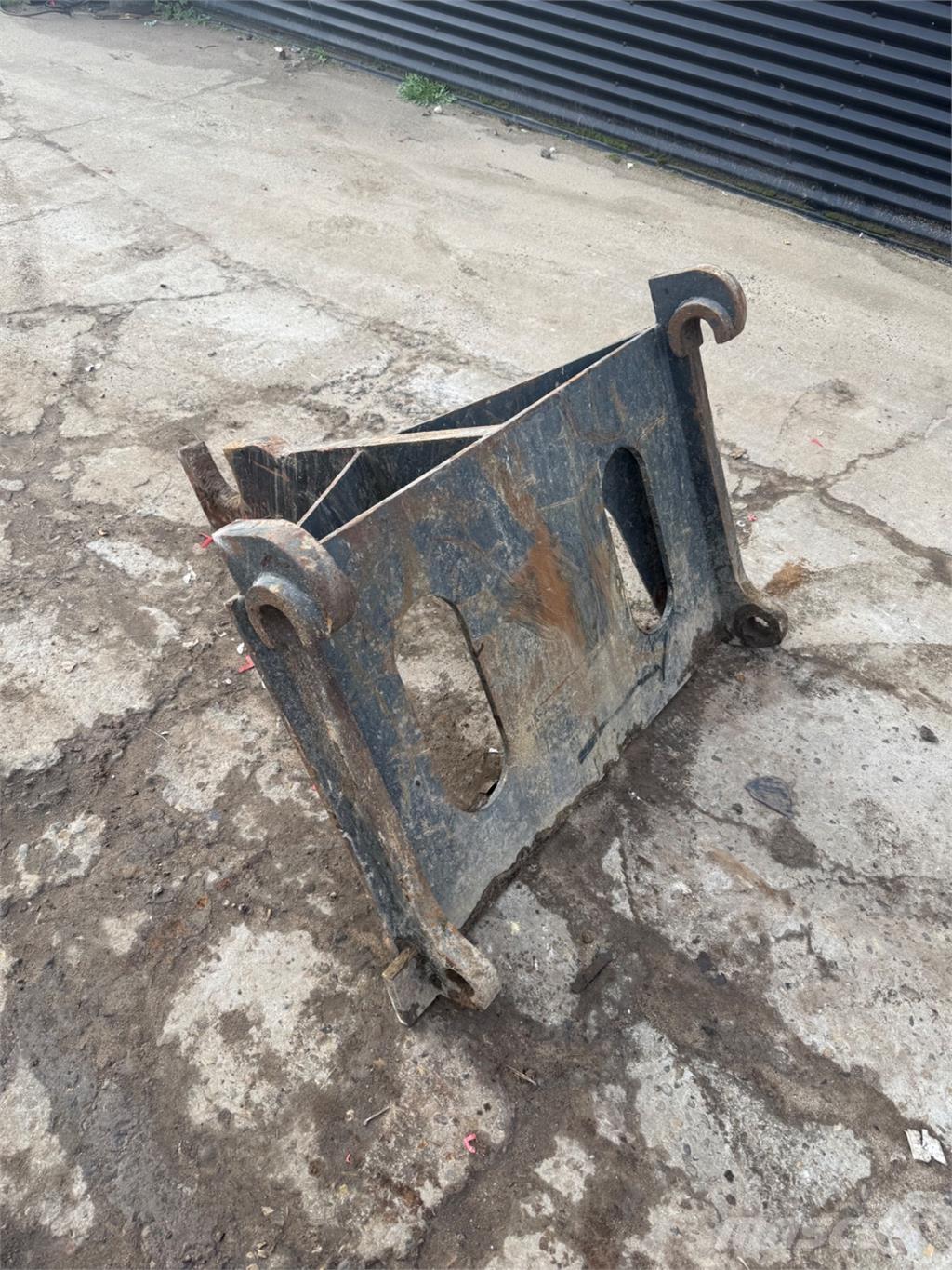 Volvo skifte 吊桿和鏟斗