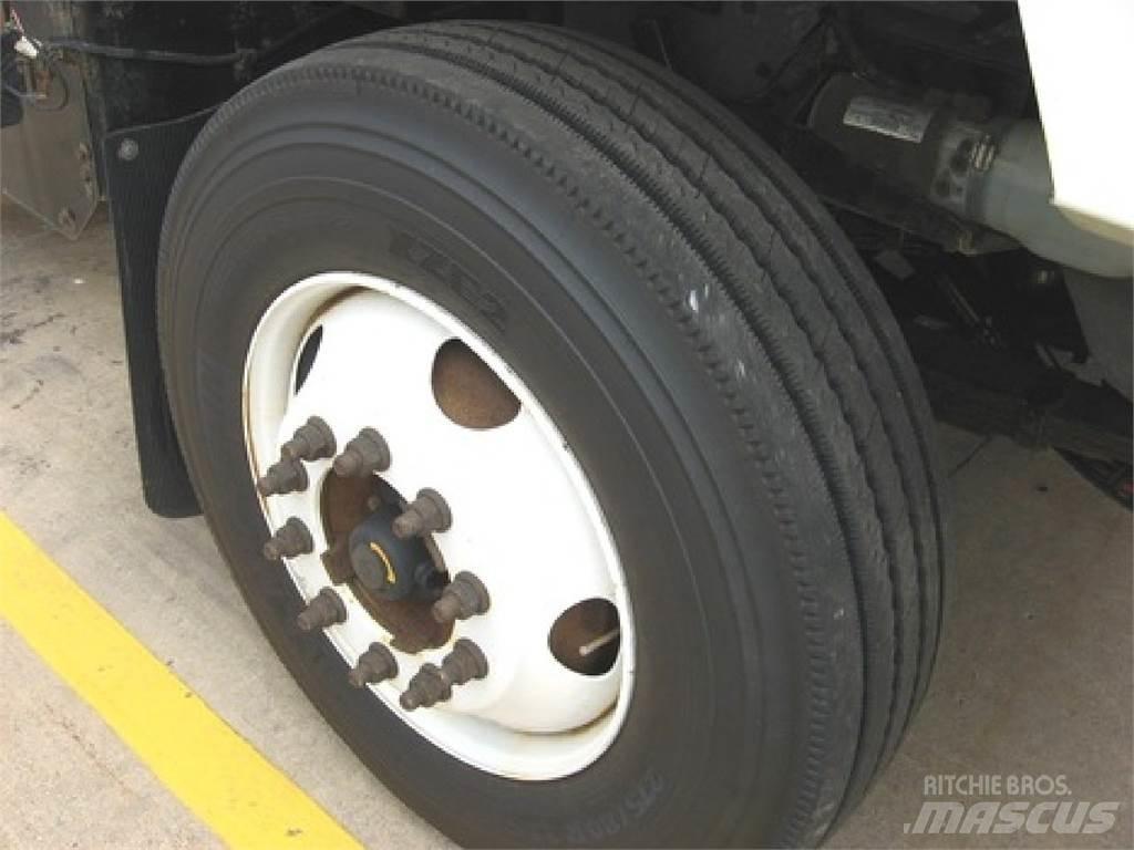 Autocar ACTT42 終端式曳引機
