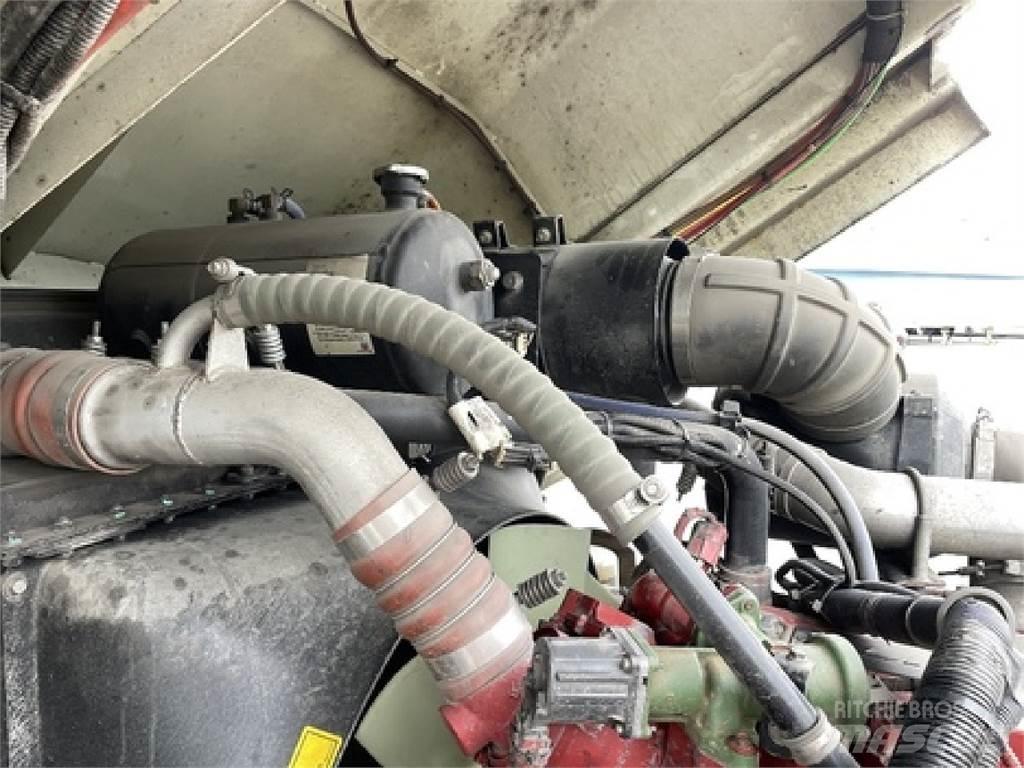 Autocar ACTT42 終端式曳引機