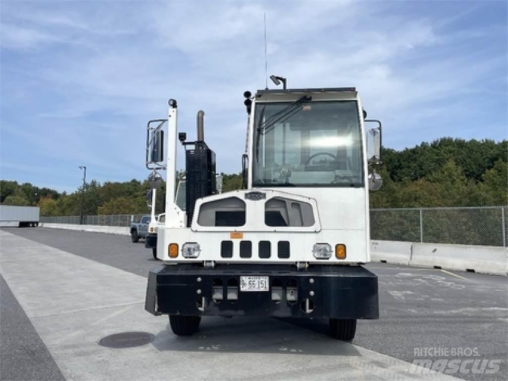 Autocar ACTT64 終端式曳引機