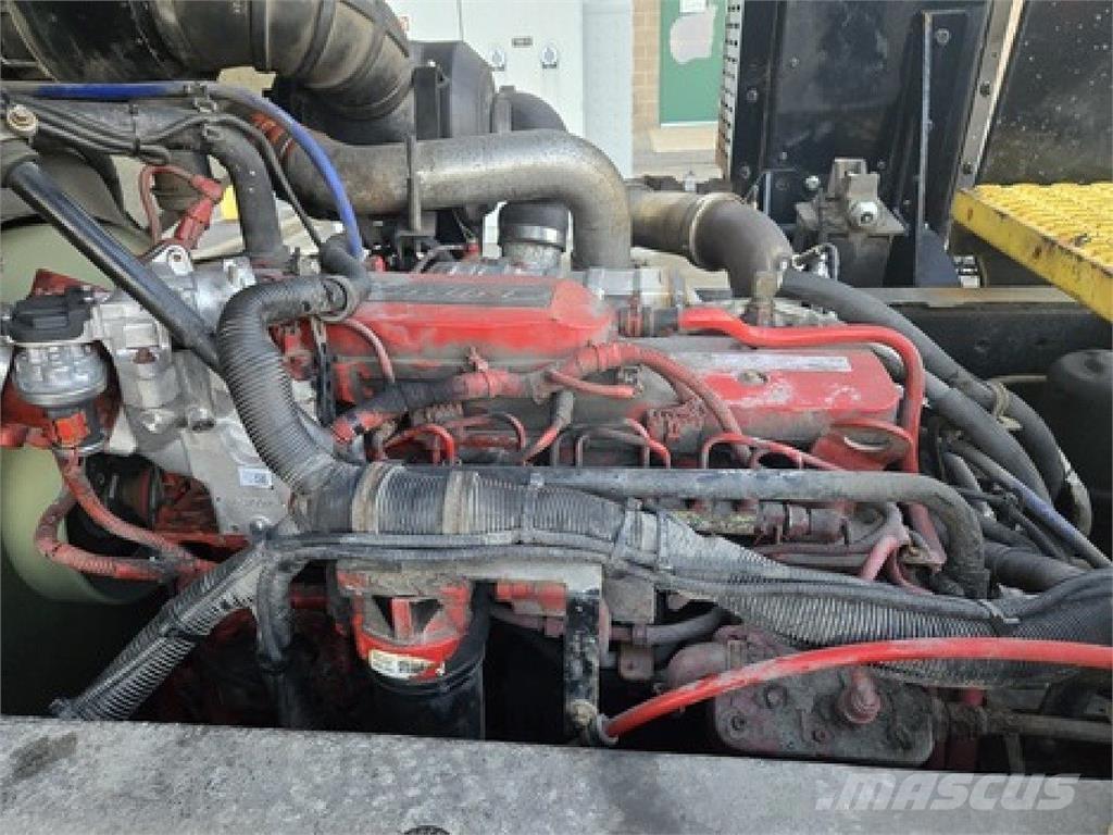 Autocar ACTT64 終端式曳引機