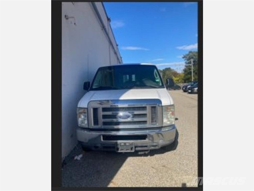 Ford E250 廂式貨物運輸車