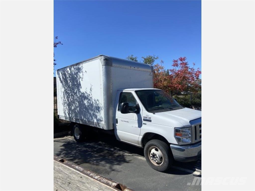 Ford E350 貨箱式卡車