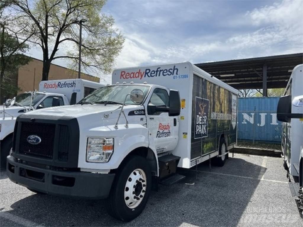 Ford F650 飲料運輸卡車