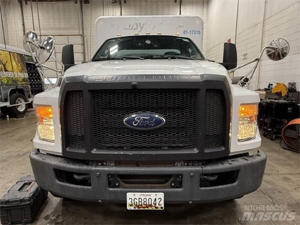 Ford F650 飲料運輸卡車
