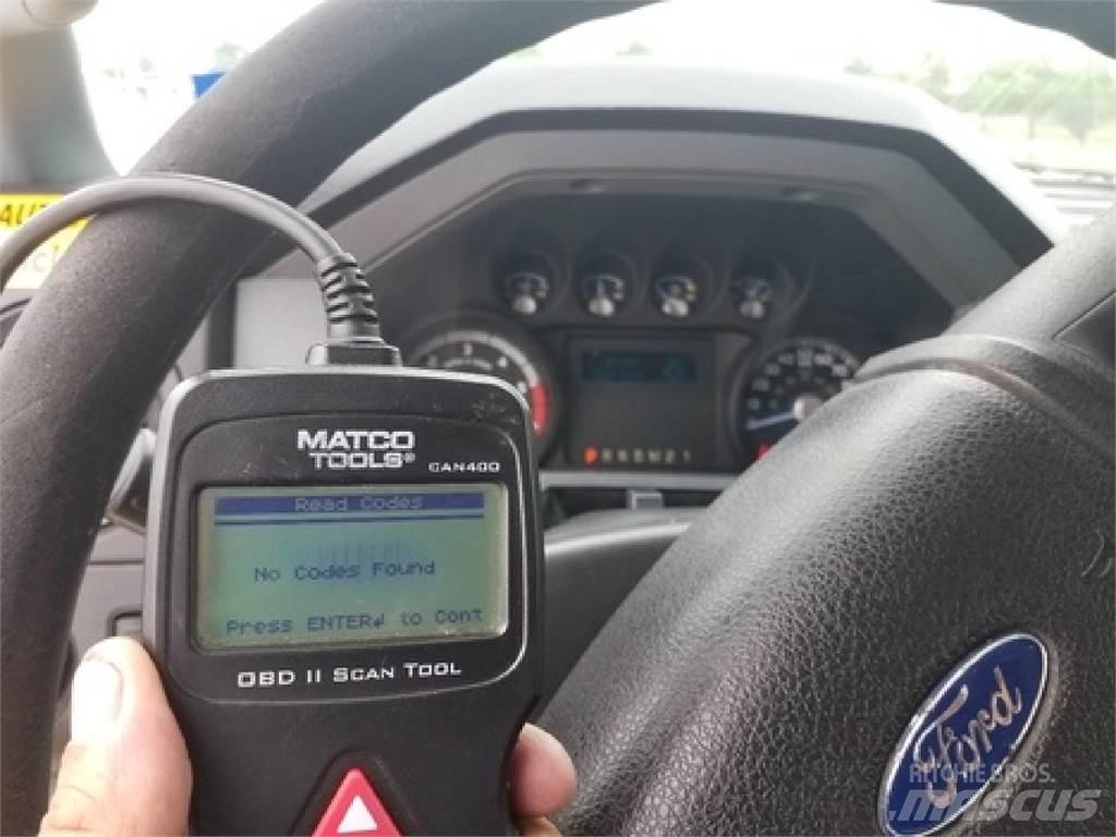 Ford F650 飲料運輸卡車