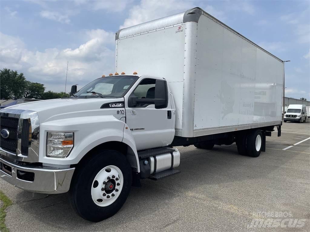 Ford F750 貨箱式卡車