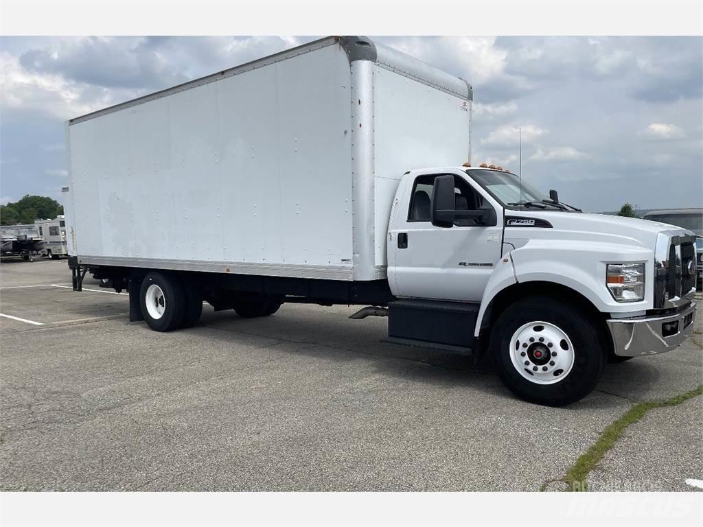 Ford F750 貨箱式卡車