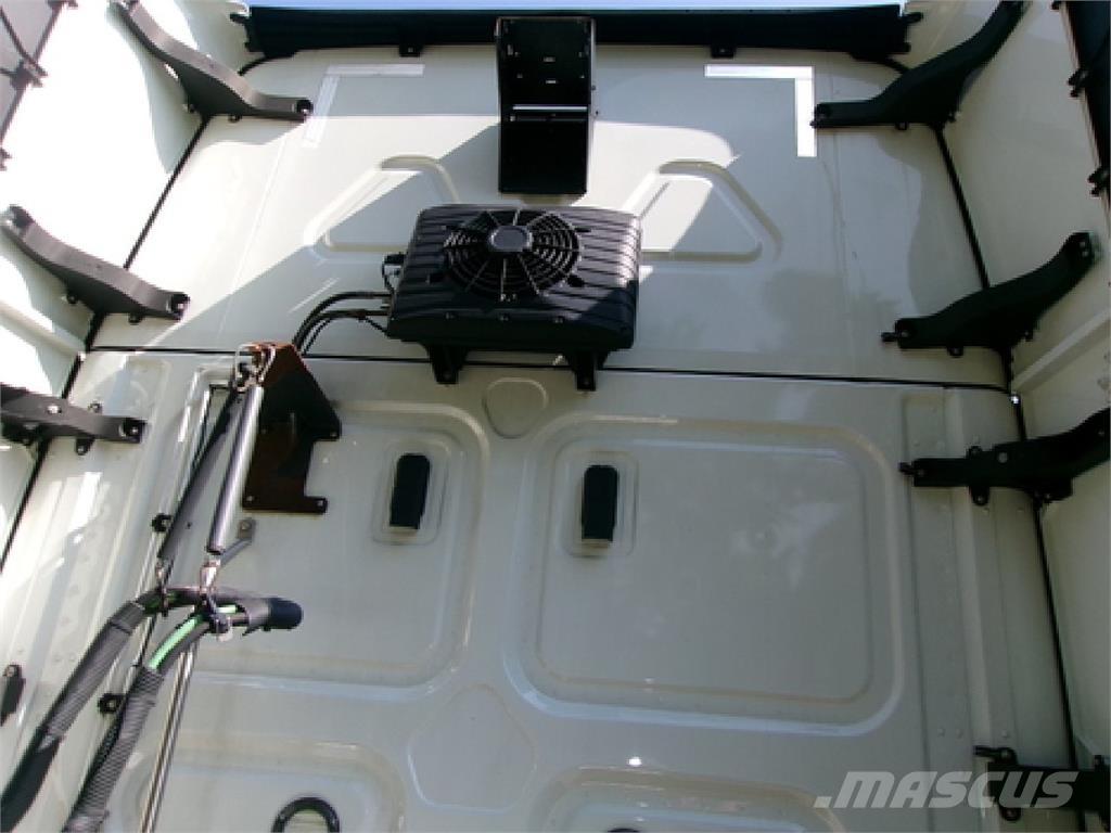 Freightliner 126 曳引機組件