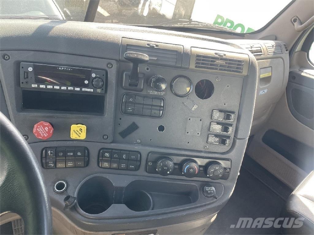 Freightliner CA113 曳引機組件