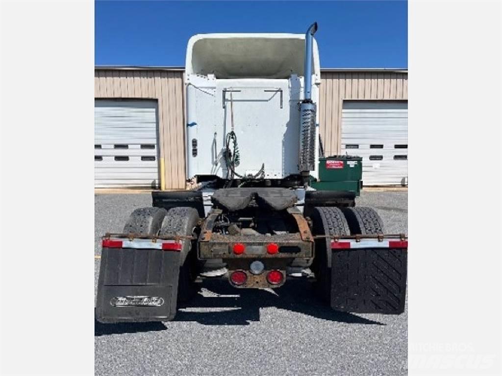 Freightliner CL112G 曳引機組件