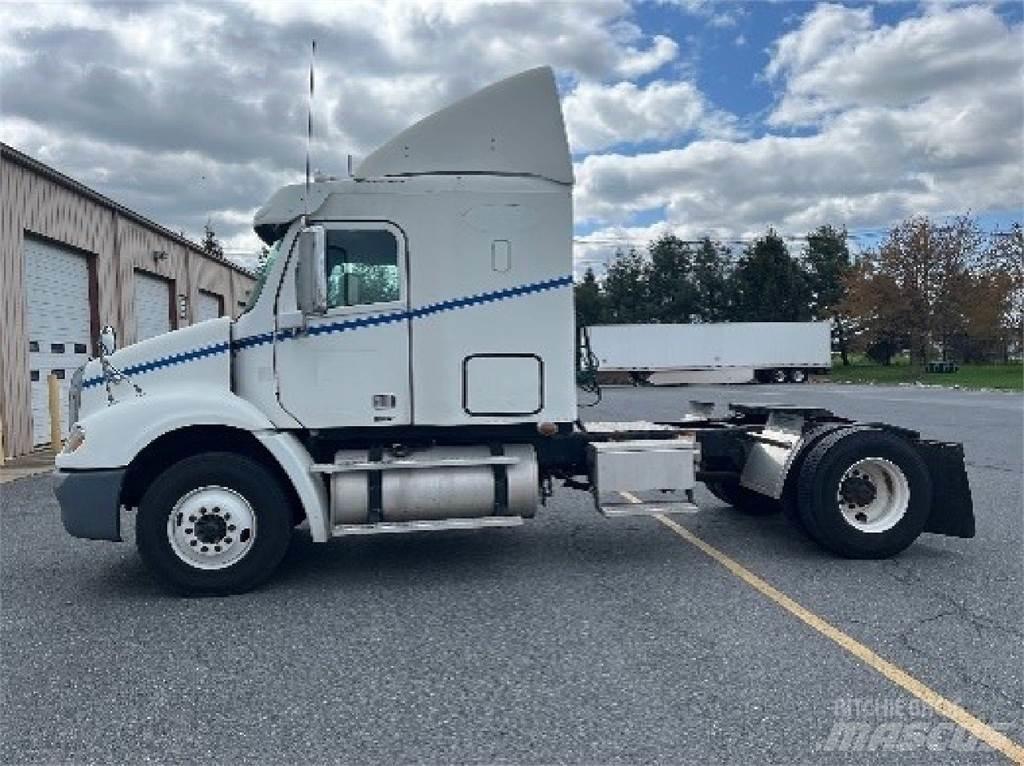 Freightliner CL112G 曳引機組件