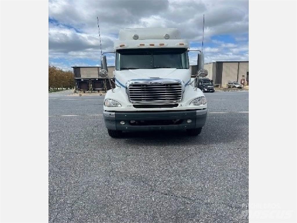 Freightliner CL112G 曳引機組件