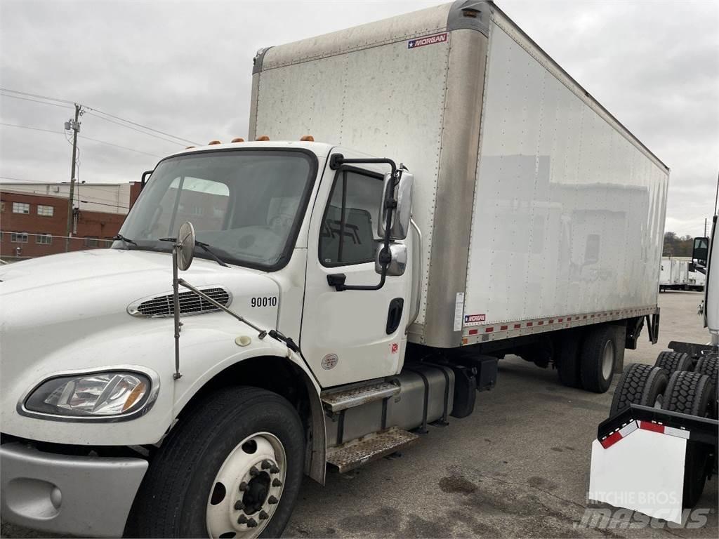 Freightliner M2 貨箱式卡車